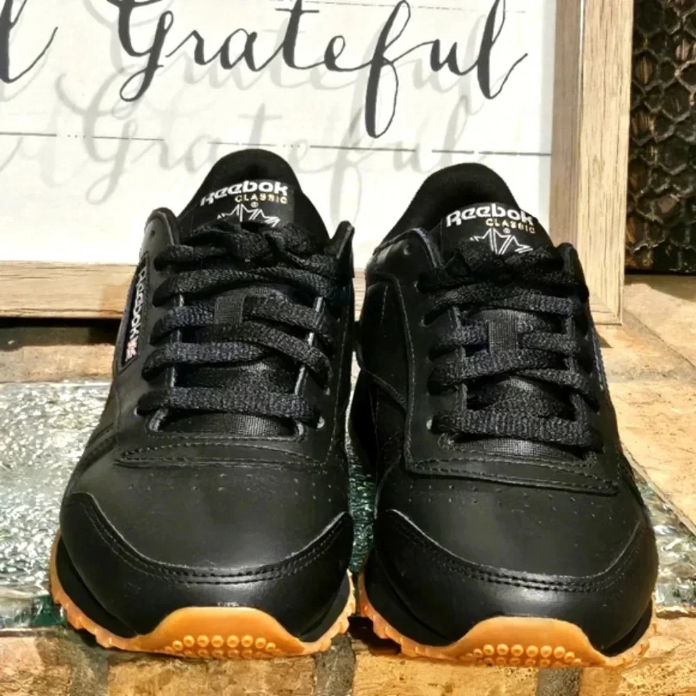 Reebok Classic Leather Shoes Black Gum Sole Wmn Sz 7.5 #GY0961